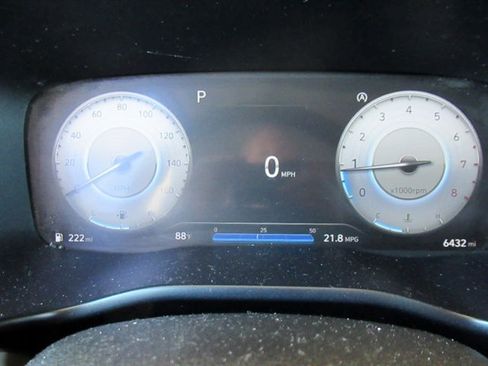 Used 2023 Hyundai Santa Fe Limited AWD/4WD image 24