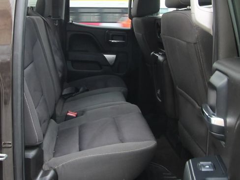 Used 2018 Chevrolet Silverado 1500 LT AWD/4WD image 12
