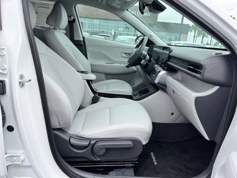 New 2026 Hyundai Kona SEL Premium FWD image 22