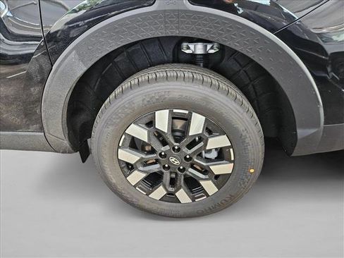 Used 2025 Hyundai Santa Cruz SE FWD image 10