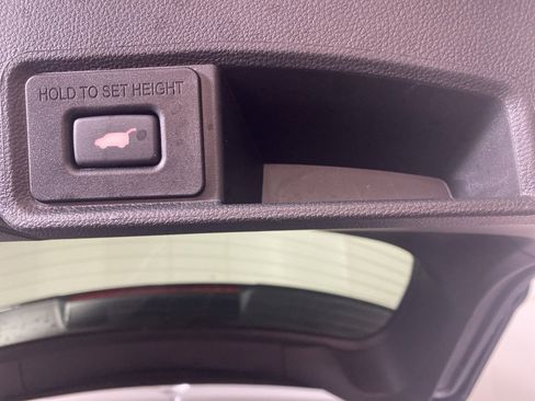 Used 2025 Acura RDX w/ Technology Package image 30