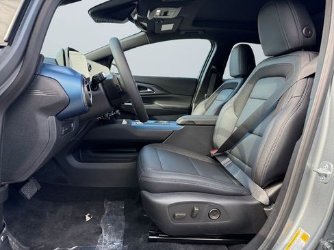 New 2026 Chevrolet Equinox EV LT FWD image 9