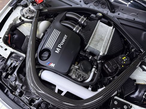 Used 2016 BMW M3 RWD image 28