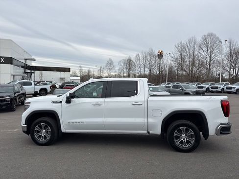 Used 2026 GMC Sierra 1500 SLT image 2