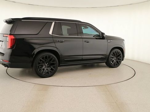 Used 2025 GMC Yukon Denali Ultimate AWD/4WD image 7