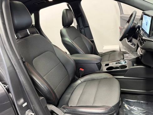 Used 2023 Ford Escape ST-Line w/ Tech Pack #1 image 24