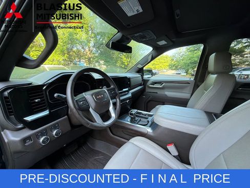 Used 2023 GMC Sierra 1500 SLT w/ SLT Premium Package AWD/4WD image 19