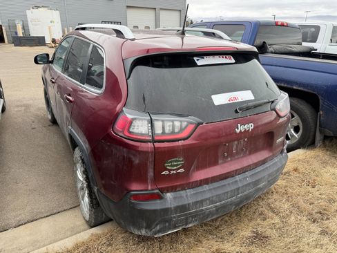 Used 2019 Jeep Cherokee Latitude w/ Popular Appearance Group image 5