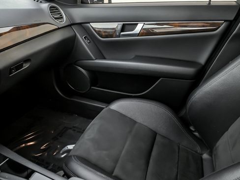 Used 2012 Mercedes-Benz C 63 AMG Sedan image 38