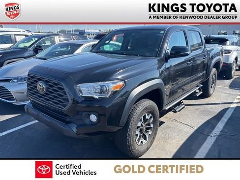 Used 2021 Toyota Tacoma TRD Off-Road AWD/4WD image 4