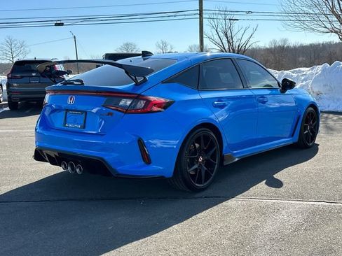 Used 2025 Honda Civic Type R image 4