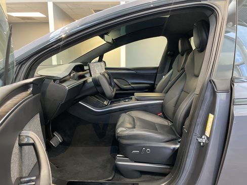 Used 2023 Tesla Model X AWD/4WD image 16