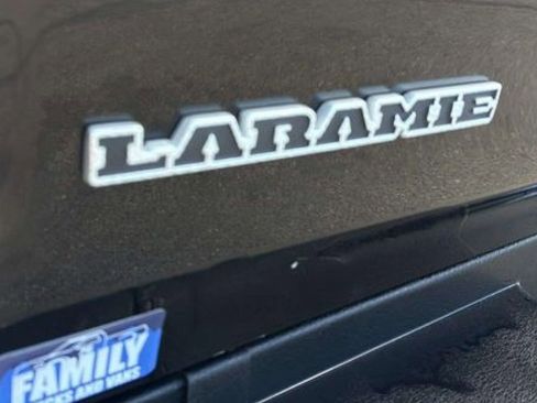 Used 2019 RAM 1500 Laramie AWD/4WD image 19