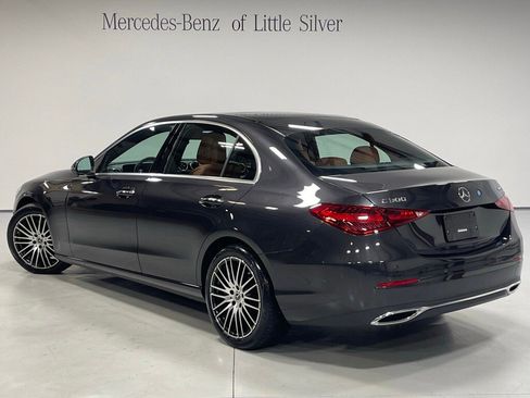 Used 2023 Mercedes-Benz C 300 4MATIC Sedan image 3
