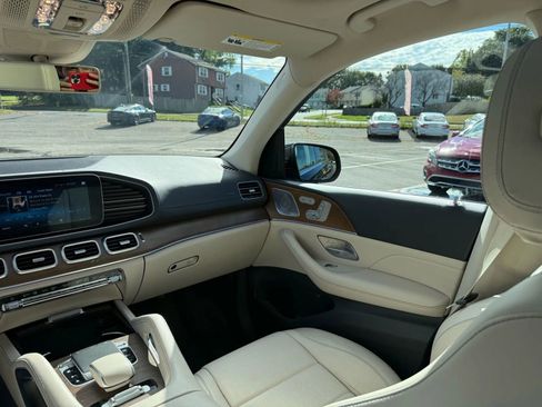 Used 2020 Mercedes-Benz GLS 450 4MATIC image 16