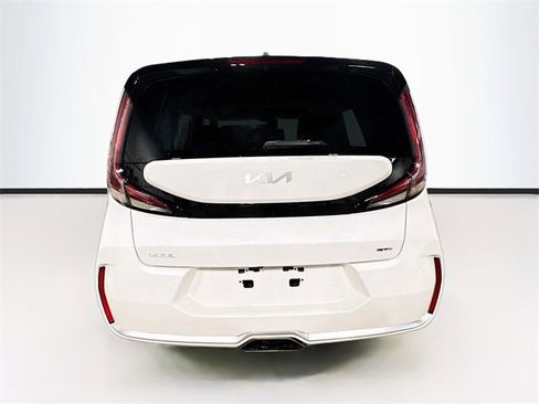 Used 2023 Kia Soul GT-Line image 6