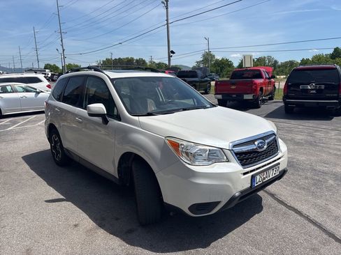 Used 2015 Subaru Forester 2.5i Premium w/ Popular Package #2 image 3