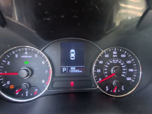 Used 2015 Kia Forte EX FWD image 16