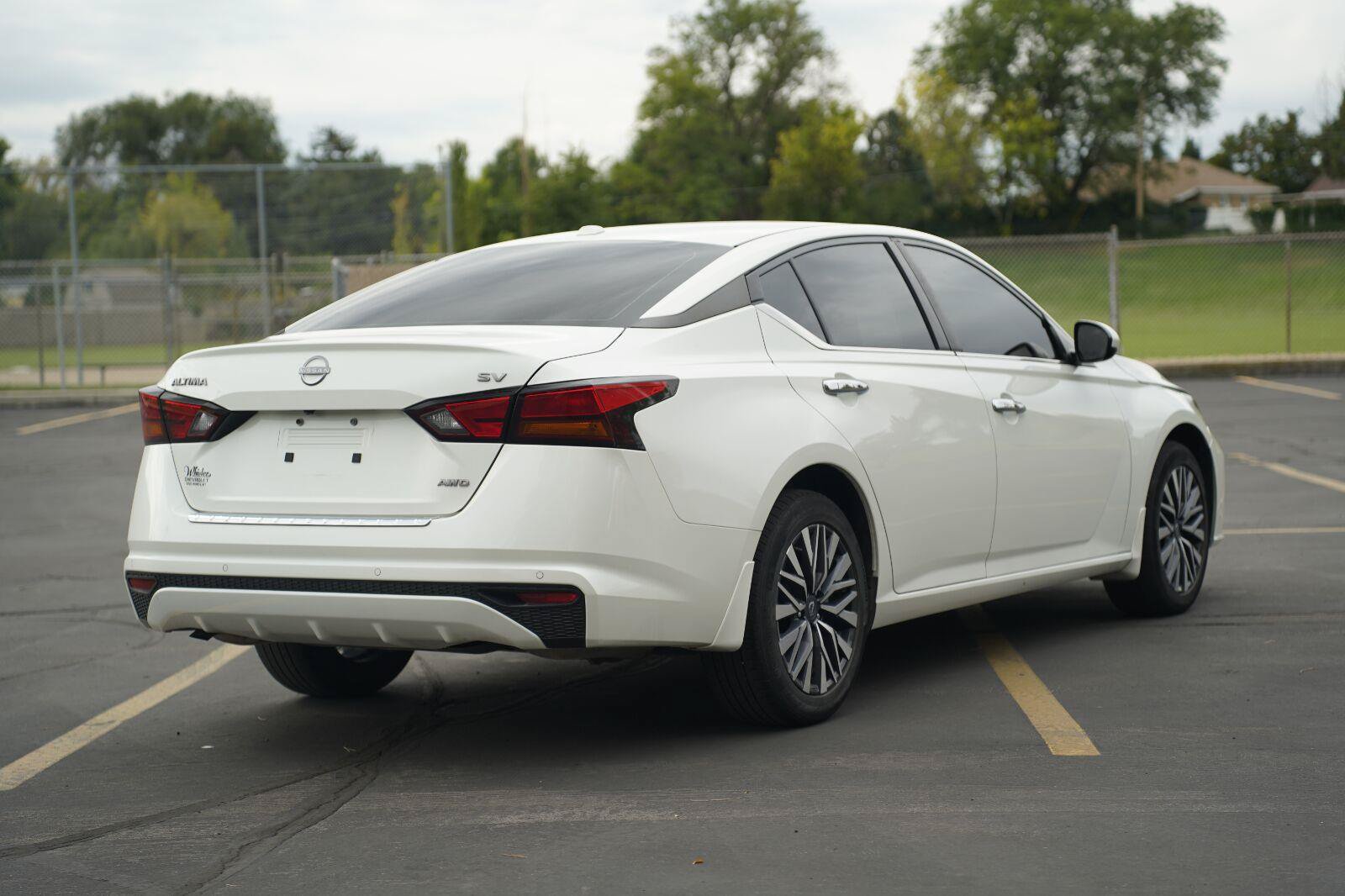 Used 2023 Nissan Altima 2.5 SV AWD/4WD image 5