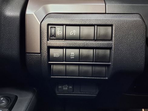 Used 2024 Toyota Tacoma SR5 image 24