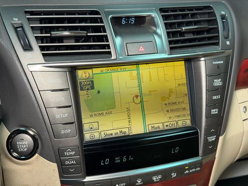 Used 2011 Lexus LS 460 image 41