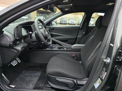 New 2026 Hyundai Elantra SEL Sport Premium image 19