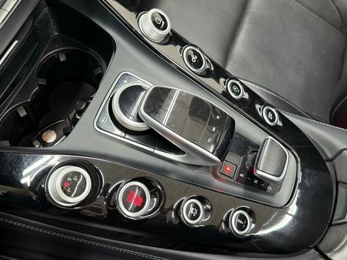 Used 2019 Mercedes-Benz AMG GT Roadster w/ Lane Tracking Package image 28