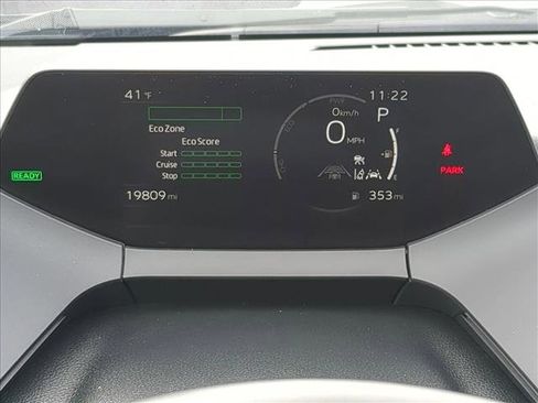 Used 2025 Toyota Prius LE image 14