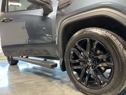 Used 2020 GMC Sierra 1500 Denali w/ Denali Ultimate Package AWD/4WD image 17