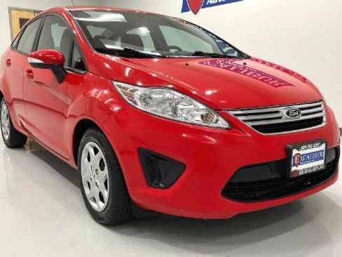 Used 2013 Ford Fiesta SE FWD image 13