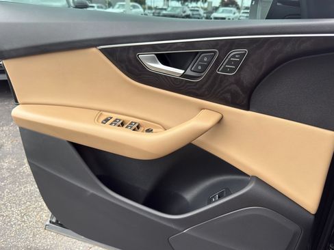 Certified 2023 Audi Q8 Premium w/ Convenience Package AWD/4WD image 26