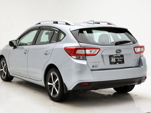Used 2019 Subaru Impreza 2.0i Premium image 7