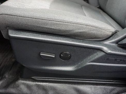 Used 2024 Ford F250 XLT AWD/4WD image 8