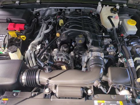 Used 2024 Jeep Wrangler Sport S image 15