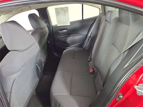 Used 2020 Toyota Corolla LE image 16