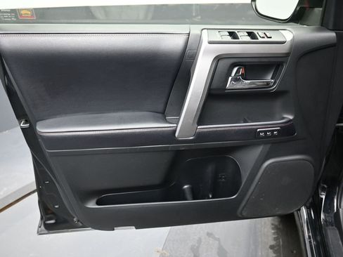 Used 2019 Toyota 4Runner Limited image 11