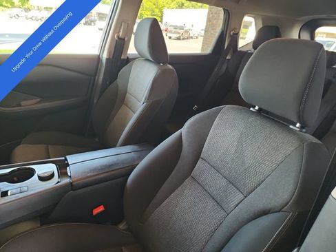 Used 2024 Nissan Rogue SV AWD/4WD image 11