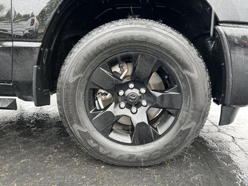 Used 2025 RAM 1500 Tradesman w/ Night Edition AWD/4WD image 11
