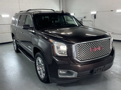 Used 2017 GMC Yukon XL Denali w/ Open Road Package AWD/4WD image 1