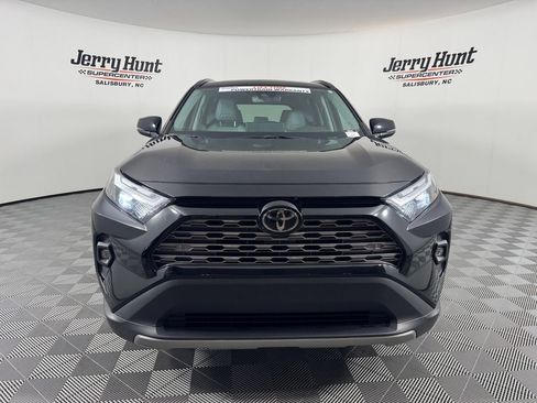 Used 2025 Toyota RAV4 Limited AWD/4WD image 4