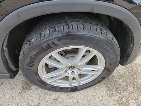 Used 2023 Mercedes-Benz GLC 300 4MATIC image 10