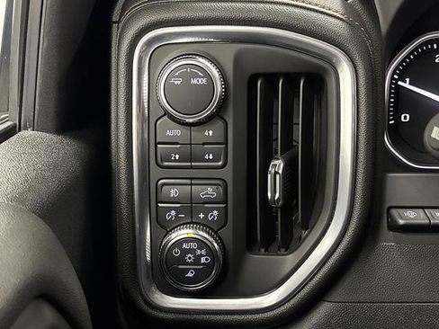 Used 2022 GMC Sierra 2500 AT4 w/ AT4 Premium Plus Package image 27