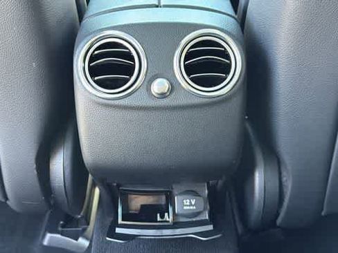 Used 2016 Mercedes-Benz GLC 300 4MATIC image 30