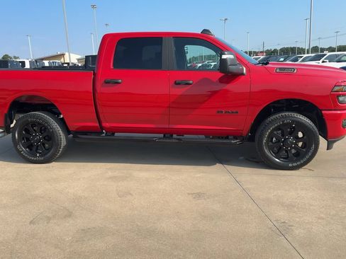 Used 2026 RAM 2500 Big Horn AWD/4WD image 9