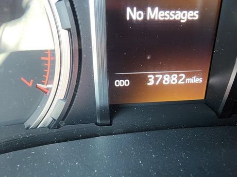 Used 2020 Toyota 4Runner Venture w/ Moonroof Package AWD/4WD image 13