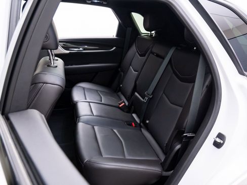 Certified 2022 Cadillac XT5 Sportv w/ LPO, Floor Liner Package image 22