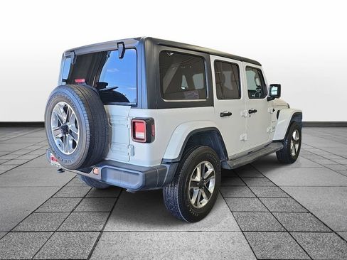 Used 2020 Jeep Wrangler Unlimited Sahara image 5