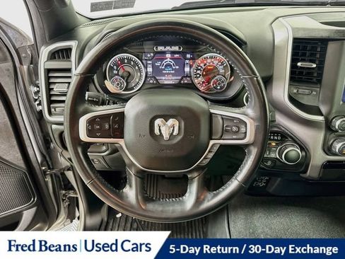 Used 2022 RAM 1500 Big Horn AWD/4WD image 16