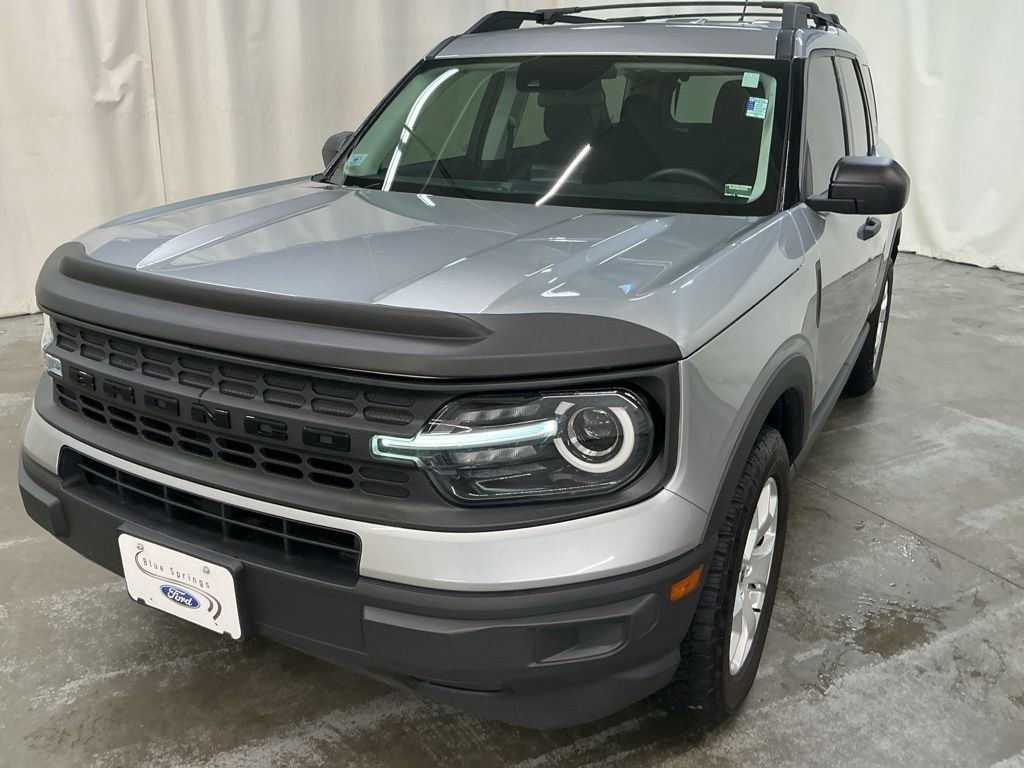 Used 2022 Ford Bronco Sport AWD/4WD image 2