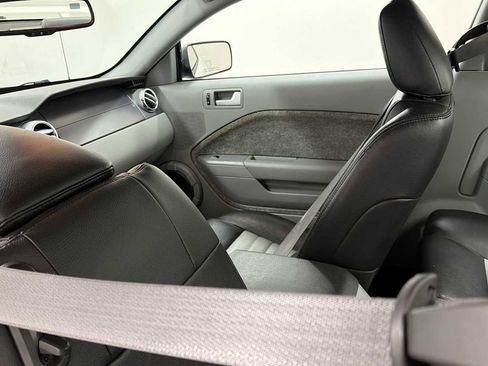Used 2008 Ford Mustang GT Premium image 23